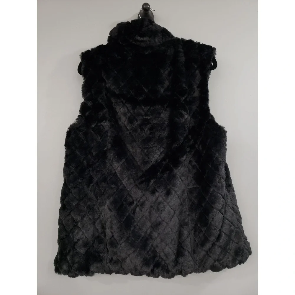 Carmen Marc Valvo size women